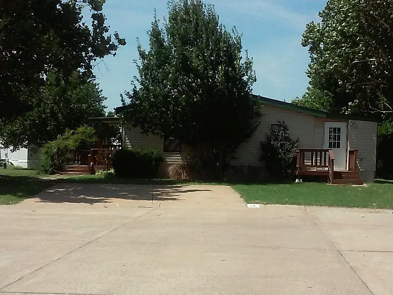 Sherwood Village — Photo 12