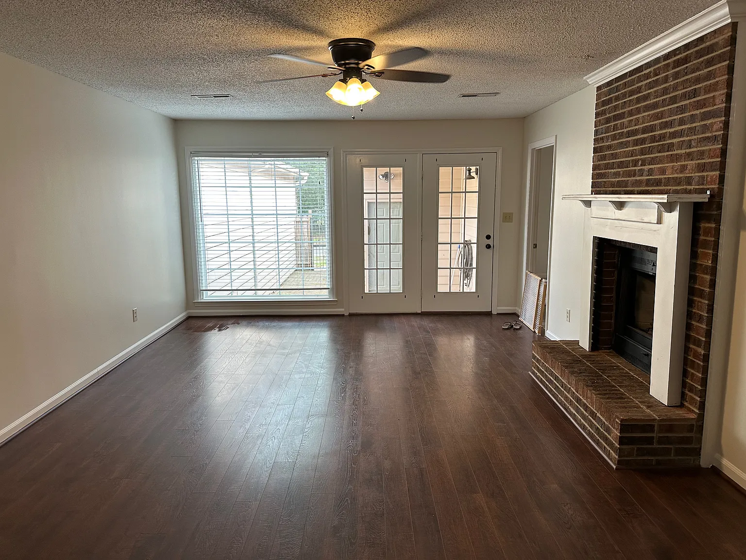 6851 Steeplechase Dr NW — Photo 3