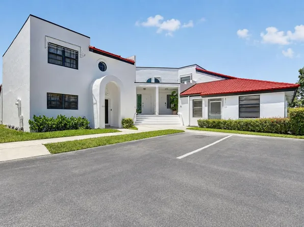 327 NW 36TH Avenue, Deerfield Beach, FL 33442