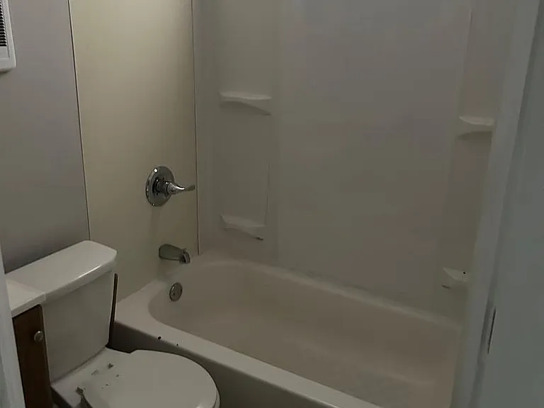 1038 W Orleans St — Photo 6