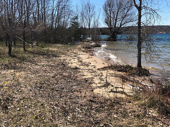 3rd image of 11050 S Shore Dr