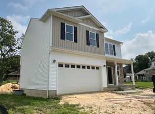 814 Essex Ave, Essex, MD 21221