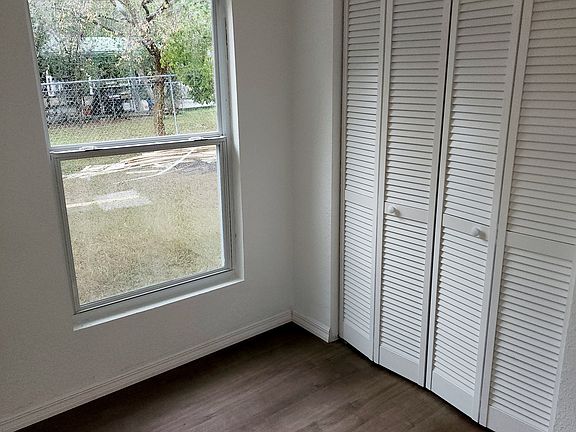 2nd image of 37318 Rose Ave