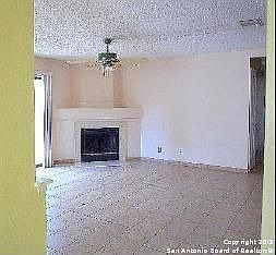 5th image of 15631 Legend Springs Dr
