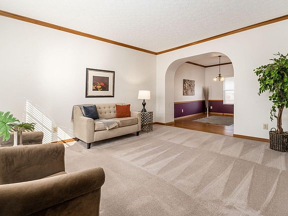5th image of 5832 Birch Bark Cir