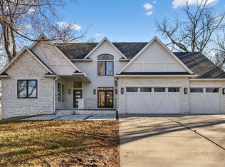 56107 Grande Oak Ln, Glenwood, IA 51534