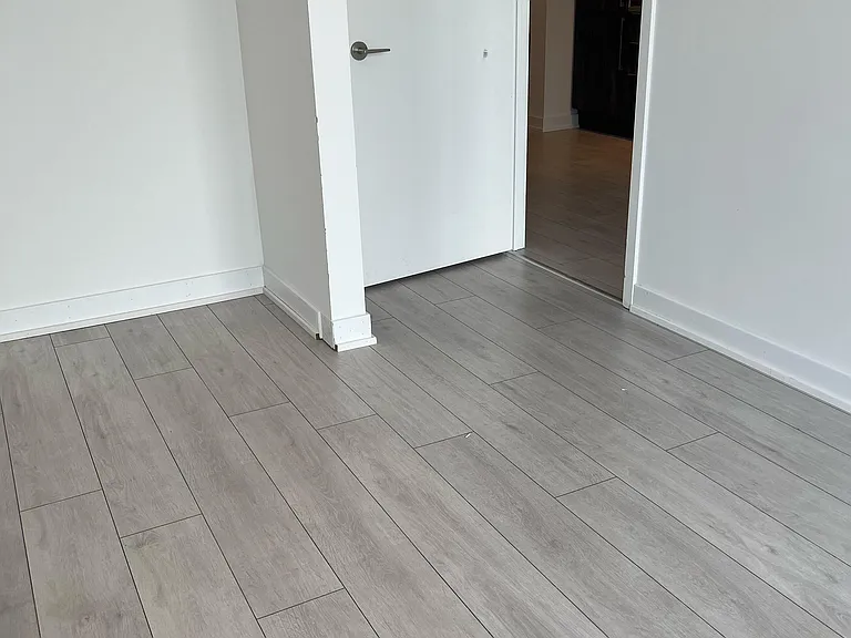 2031 Kennedy Rd N #1620 — Photo 14