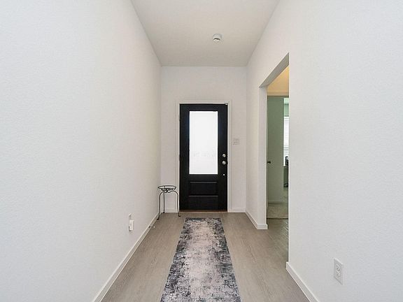 5th image of 26610 Coast Redwood Dr