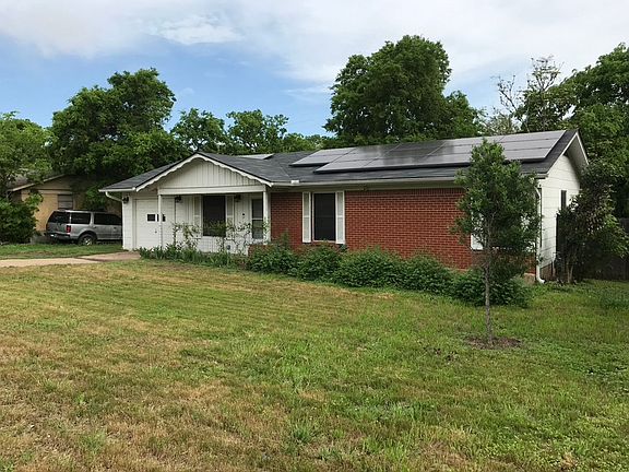 5th image of 108 E Powell Ln