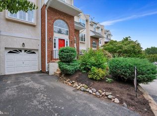 124 Campbell Dr, Conshohocken, PA 19428