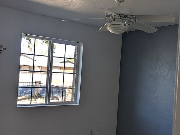 5th image of 3817 W Vista Ave