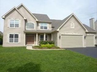 1768 Goldsboro Ln, Crystal Lake, IL 60014