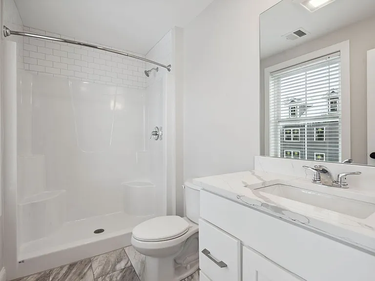 Bayberry Commons- 3 Bedroom 2.5 Bath Townhomes with 2 Car Garage — Photo 91