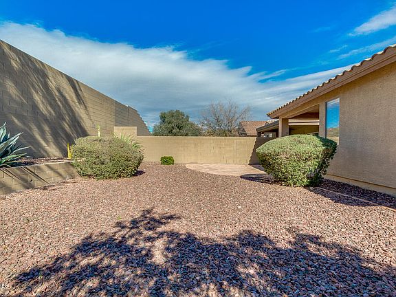 5th image of 43338 N Vista Hills Dr