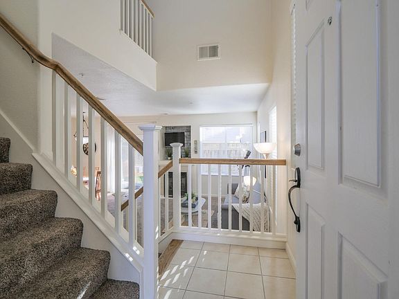 2nd image of 517 Cereze St