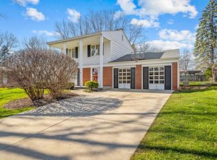 1718 Larkspur Dr, Rockford, IL 61107