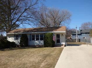 4405 N Dennis Blvd, Johnsburg, IL 60051
