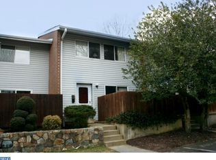 17 Thistle Ct, Wilmington, DE 19810