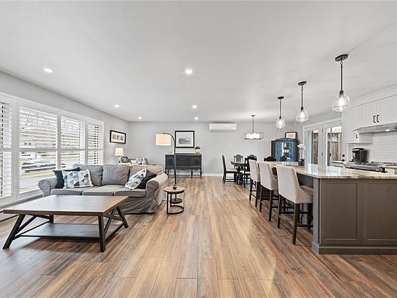 5th image of 37 Collingdon Dr
