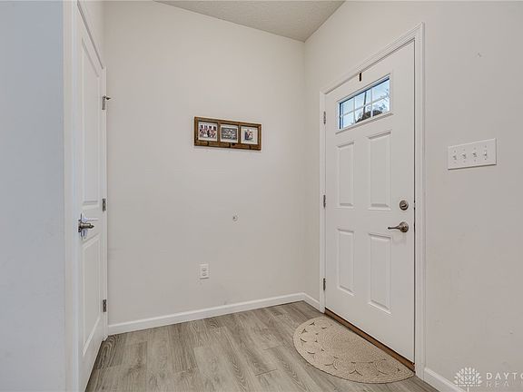 5th image of 3212 Dry Run St