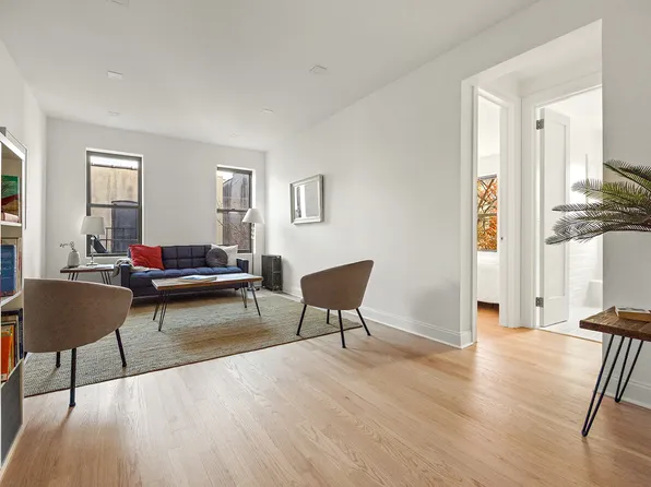 333 4th Street image 2 of 8