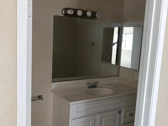 3rd image of 32419 Shifting Sands Trl APT 4