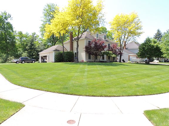 3rd image of 34804 Bramble Ln
