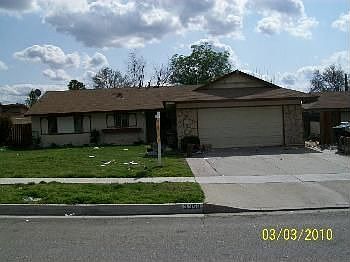 2nd image of 3353 E Clifton Ave