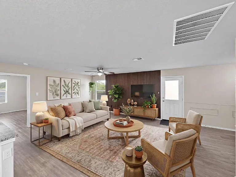 4138 Southton Tarn — Photo 5