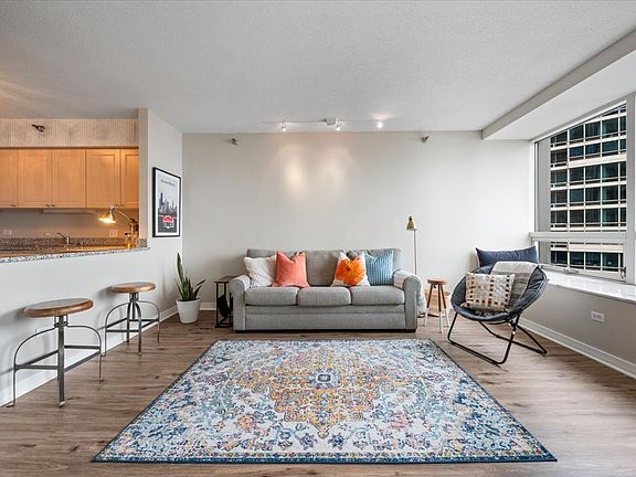 3rd image of 512 N McClurg Ct APT 4103