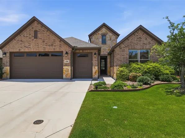 9500 Claridge Dr, Denton, TX 76207