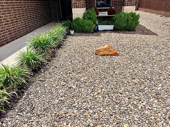 4th image of 116 Pioneer Cir