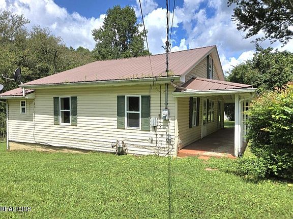 2nd image of 440 Liberty Rd