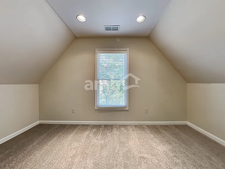 5005 Bristol Woods — Photo 15