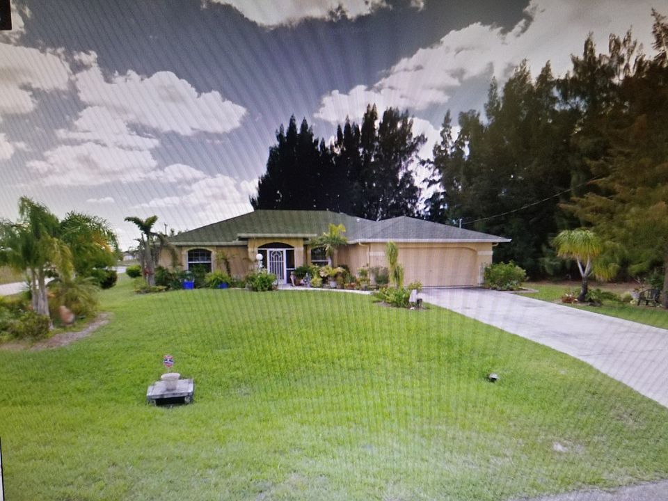 1st image of 200 NW 16th Ter