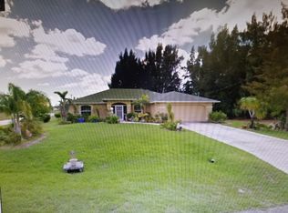 200 NW 16th Ter, Cape Coral, FL 33993