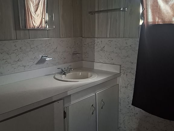 3rd image of 1111 Cobblestone Dr
