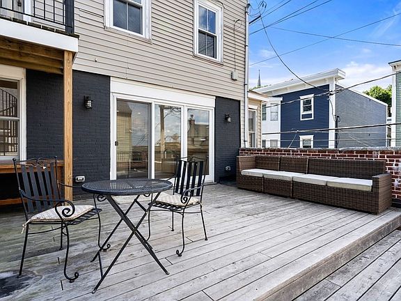 4th image of 29 Sackville St #29