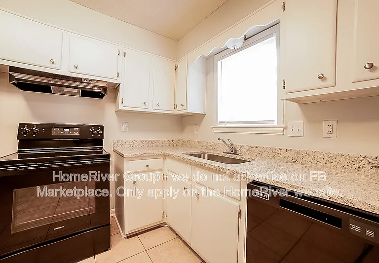 2790 Normandy Cv — Photo 6