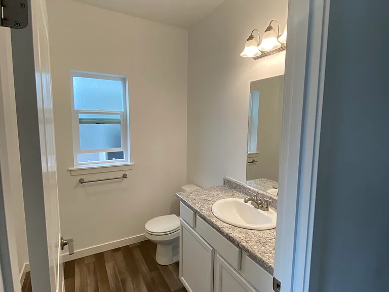 607 Finnegan Way — Photo 12