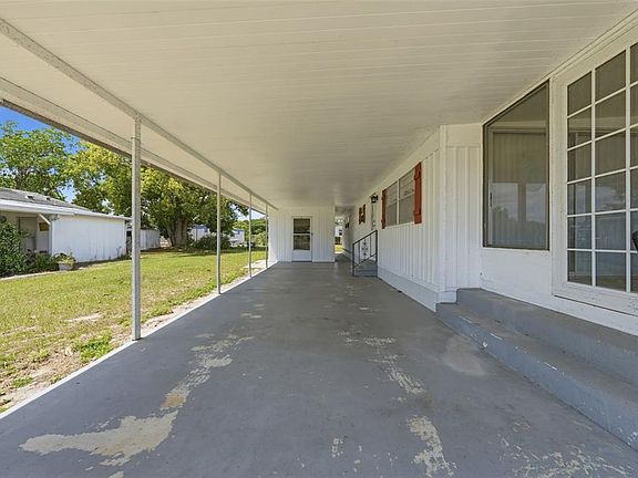 3rd image of 34117 Hodges Rd