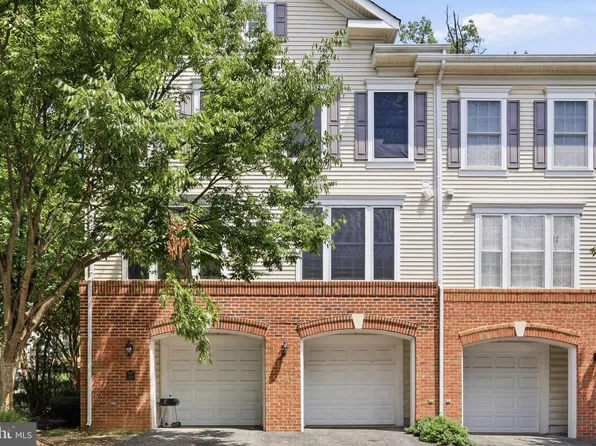 7109 Mason Grove Ct #2, Alexandria, VA 22306