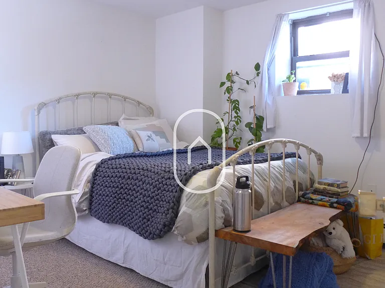 181 Northampton St #2 — Photo 11
