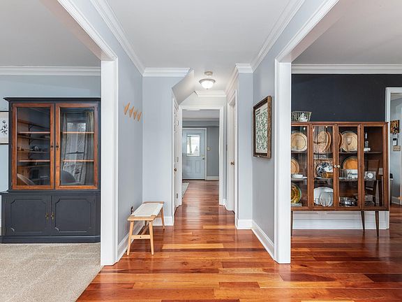 4th image of 1601 Ila Perdue Dr
