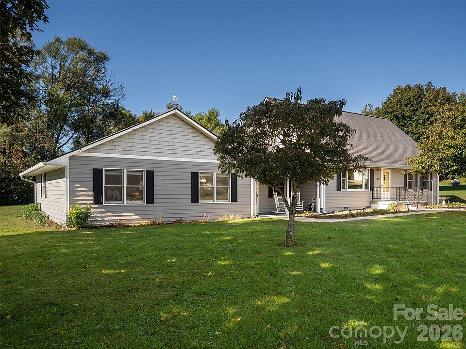 1st image of 47 Cane Creek Cir
