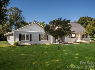 47 Cane Creek Cir, Fairview, NC 28730