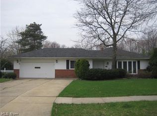 32480 Nimrod St W, Solon, OH 44139