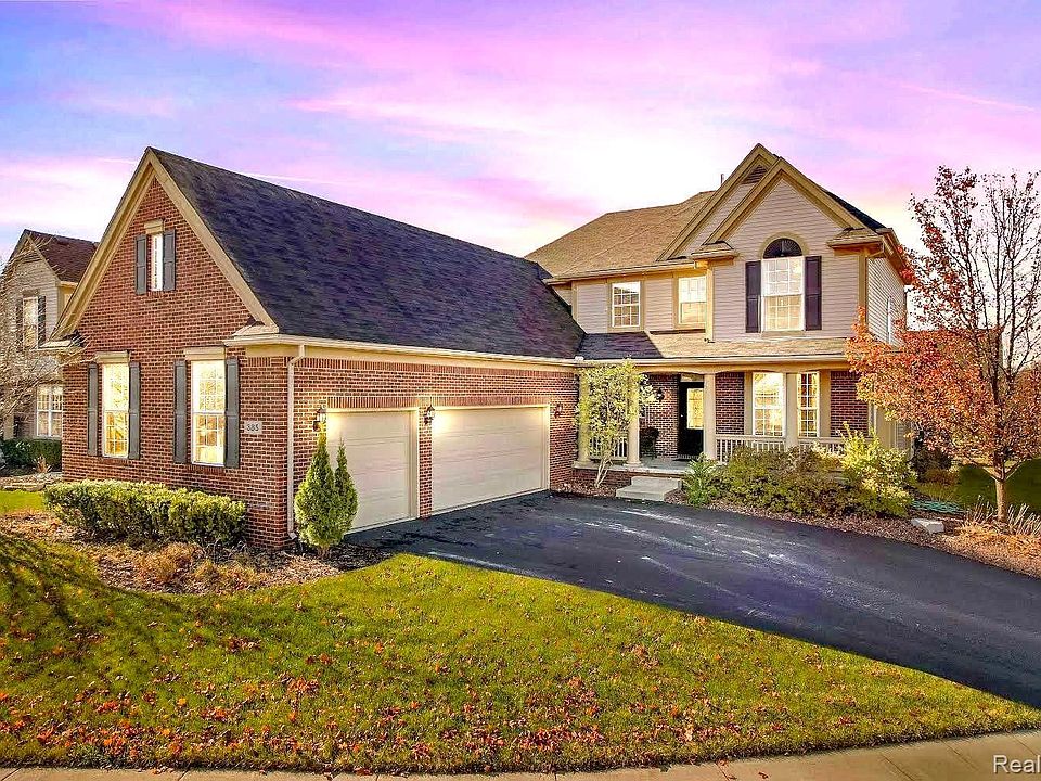 1st image of 385 Franklin Lake Cir