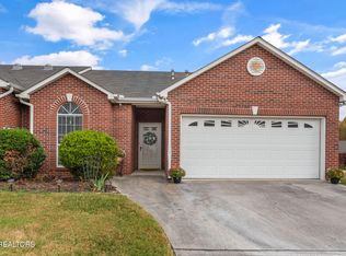 333 Creekview Ln, Knoxville, TN 37923