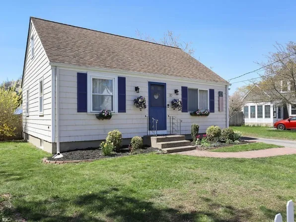 30 Haig Ave, Seekonk, MA 02771